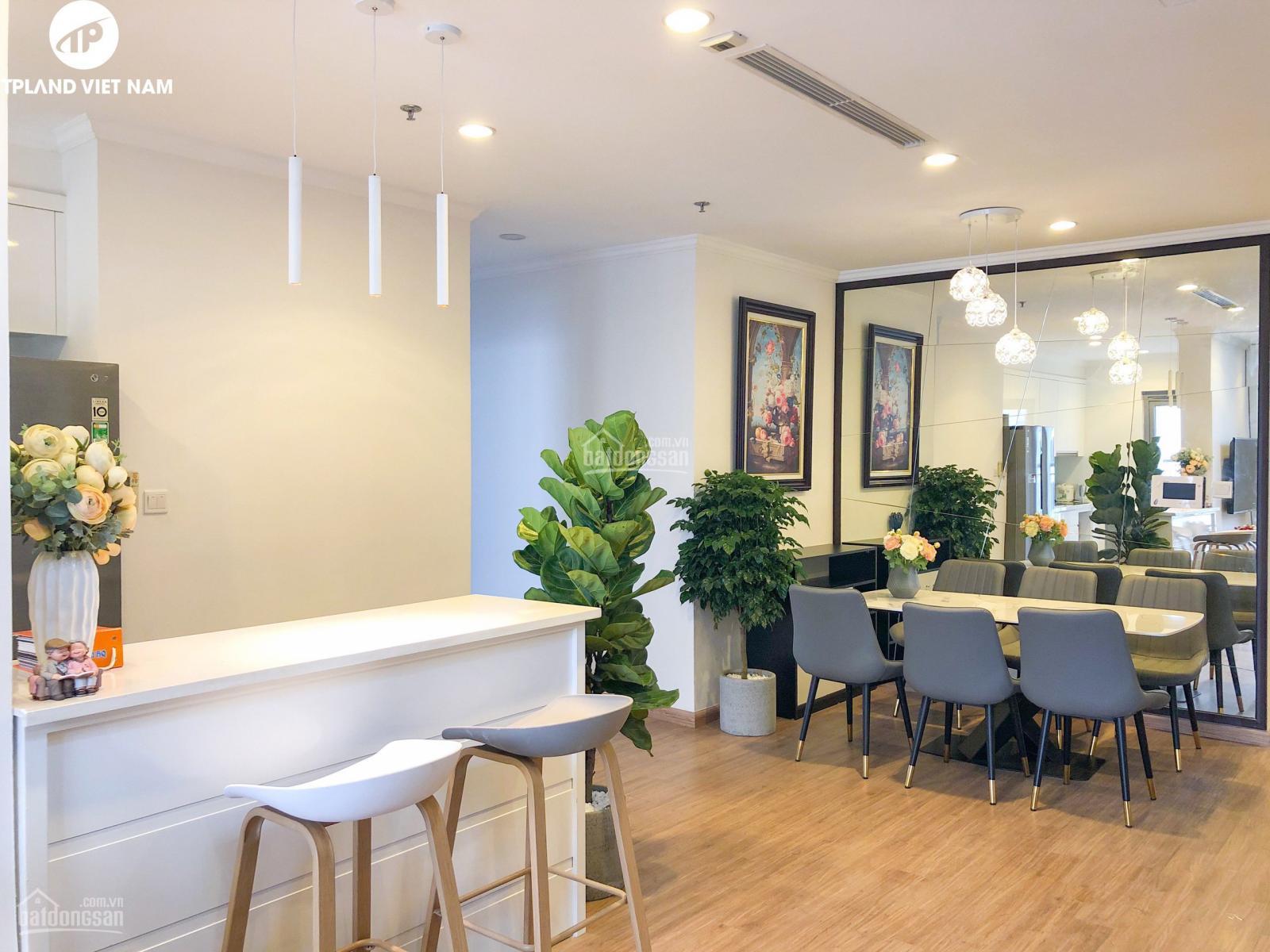 20201203203452-f4b8_wm